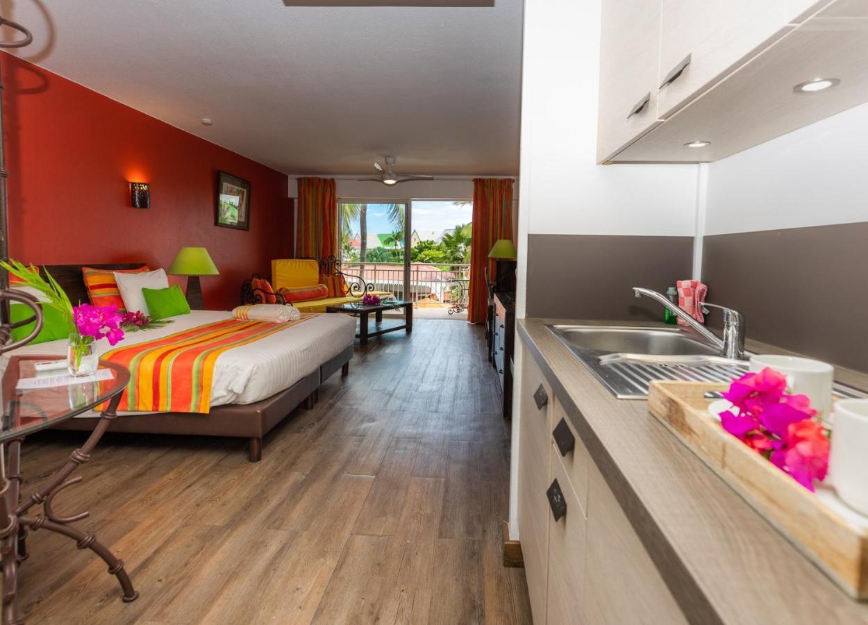 Orient Bay Palm Court Residence 4 Stars Quarter of Orleans Esterno foto