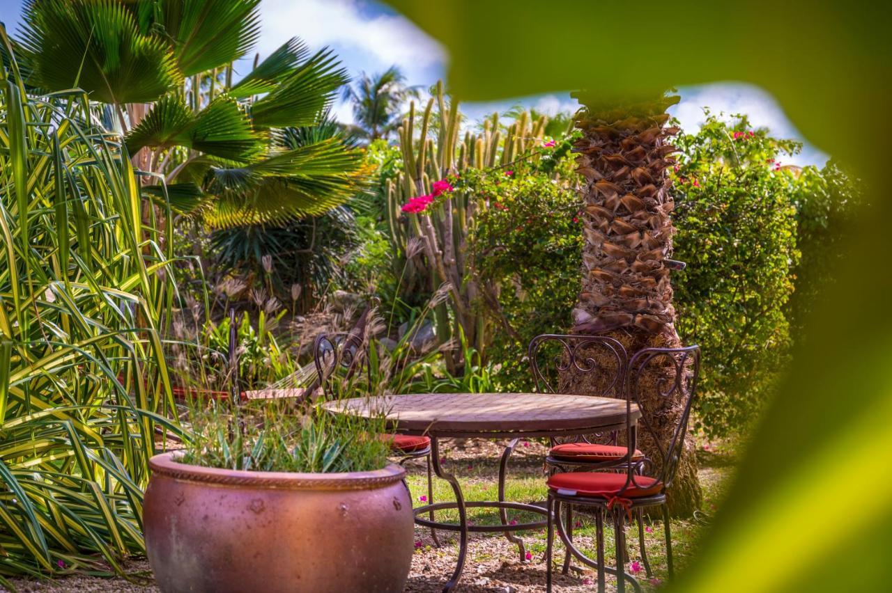 Orient Bay Palm Court Residence 4 Stars Quarter of Orleans Esterno foto