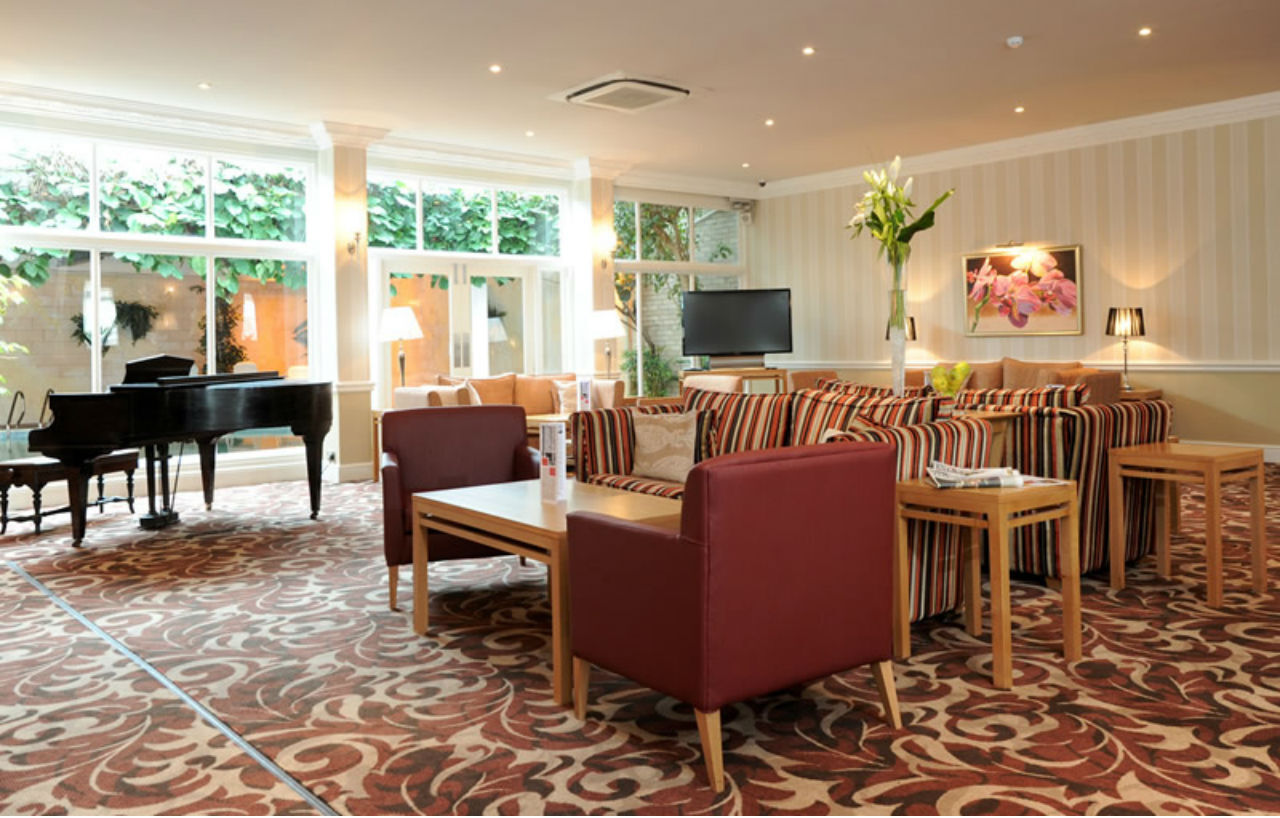 Orient Bay Palm Court Residence 4 Stars Quarter of Orleans Esterno foto